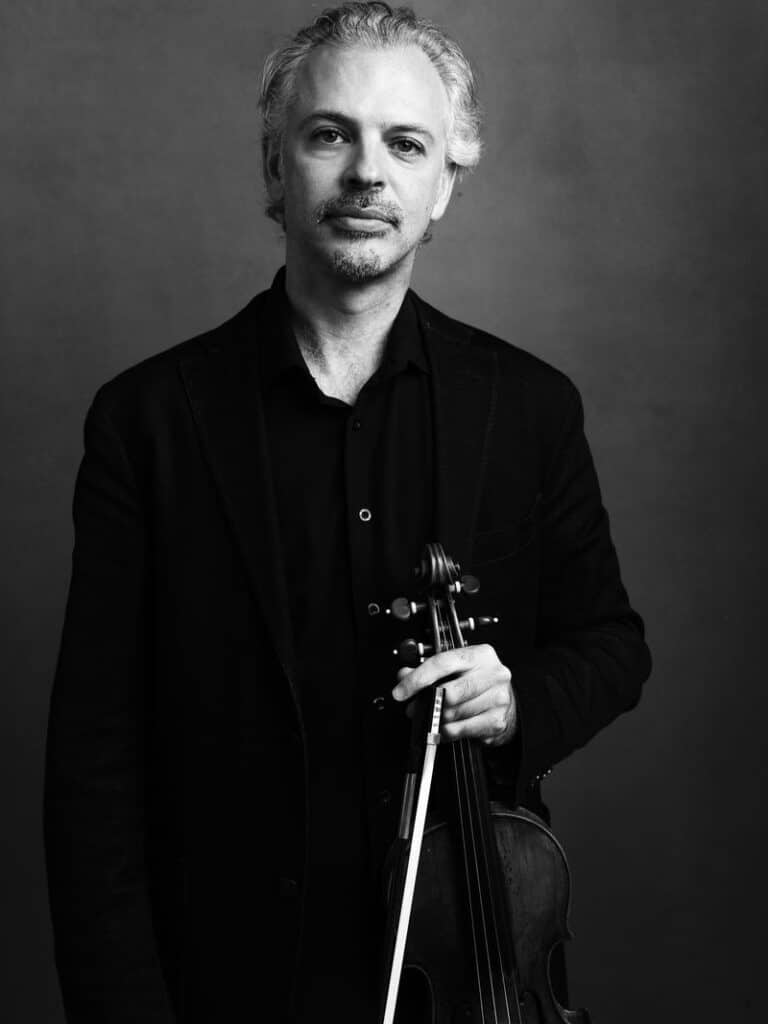 Photo of Colin Jacobsen