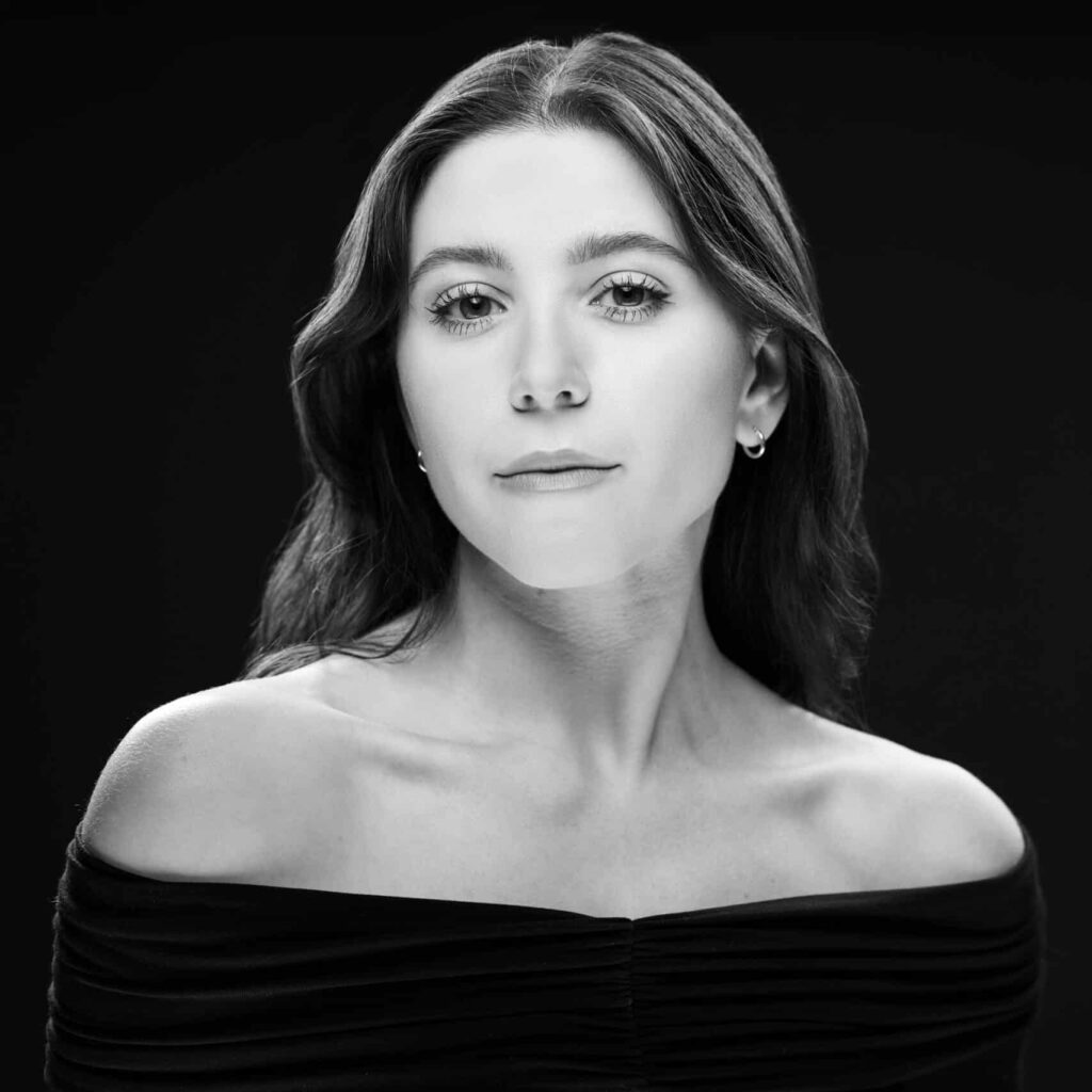 Photo of Stefanee Montesantos
